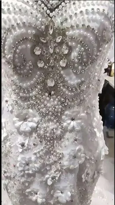 Vestido De novia personalizado con cristales y cuentas brillantes, Vestido De novia con cuello alto y espalda abierta, apliques De lujo 3 D para novia
