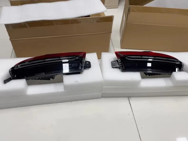 

2024 Tesla Model 3 Highland Rear Bumper Fog Light Reflector Assembly