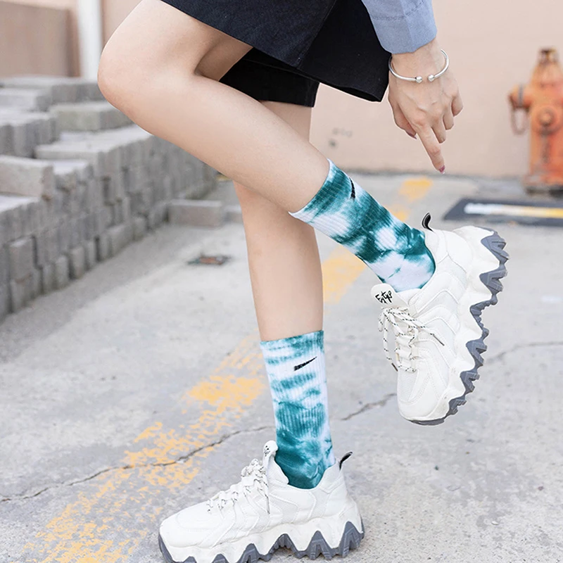 1Pair New Hip-hop Pure Color All Cotton Man And Woman Socks Fashion Spring Summer Tie-dye Socks