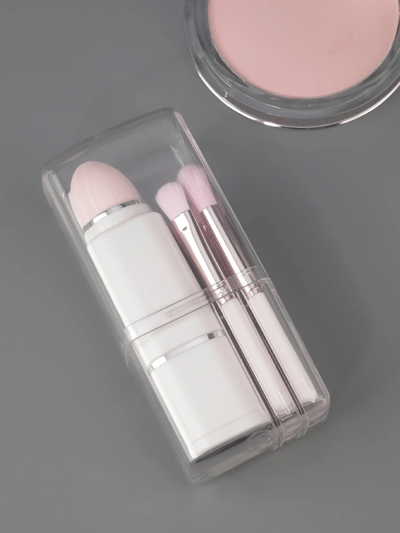 مجموعة فرش مكياج مكونة من 8 قطع مربعة قابلة للسحب 8 في 1، حافظة شفافة محمولة متعددة الوظائف، أساسيات السفر، مجموعة كاملة من الجمال