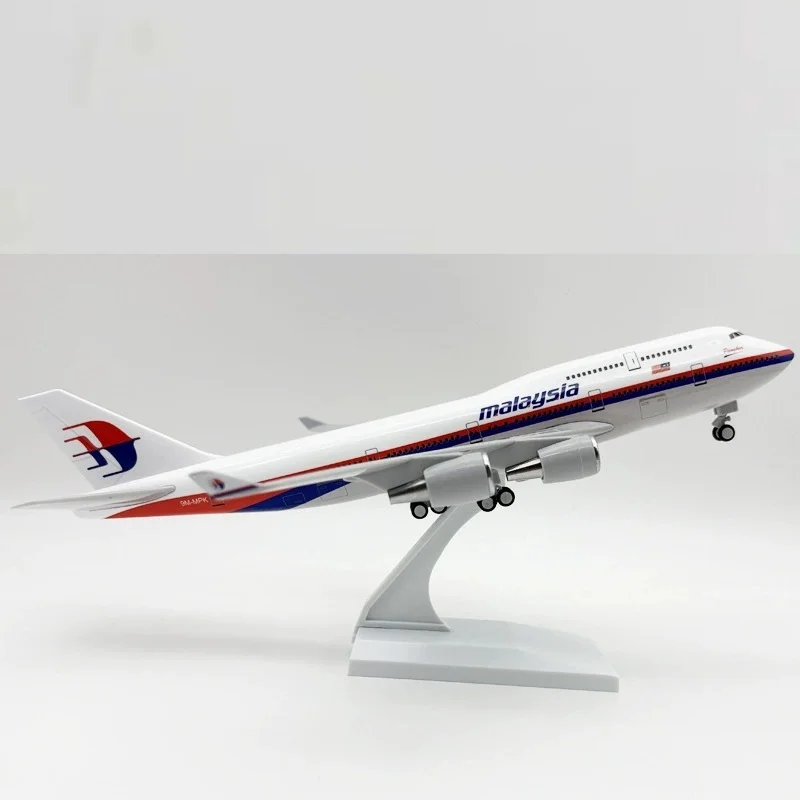 طائرة أطفال 30 سنتيمتر B747 الخطوط الجوية الماليزية نموذج طائرة دييكاست ألعاب أطفال ألعاب نموذج طائرة لعبة طفل لمجموعات هدية