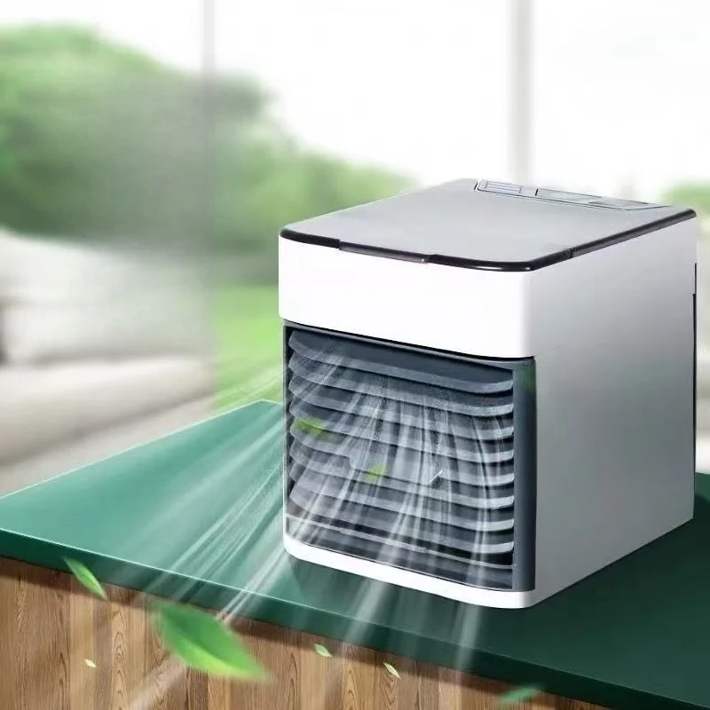 ‌Silent Desktop Air Circulator Fan - 3-Speed Adjustable Office Cooler with Built-in Humidifier for Dormitory Use‌