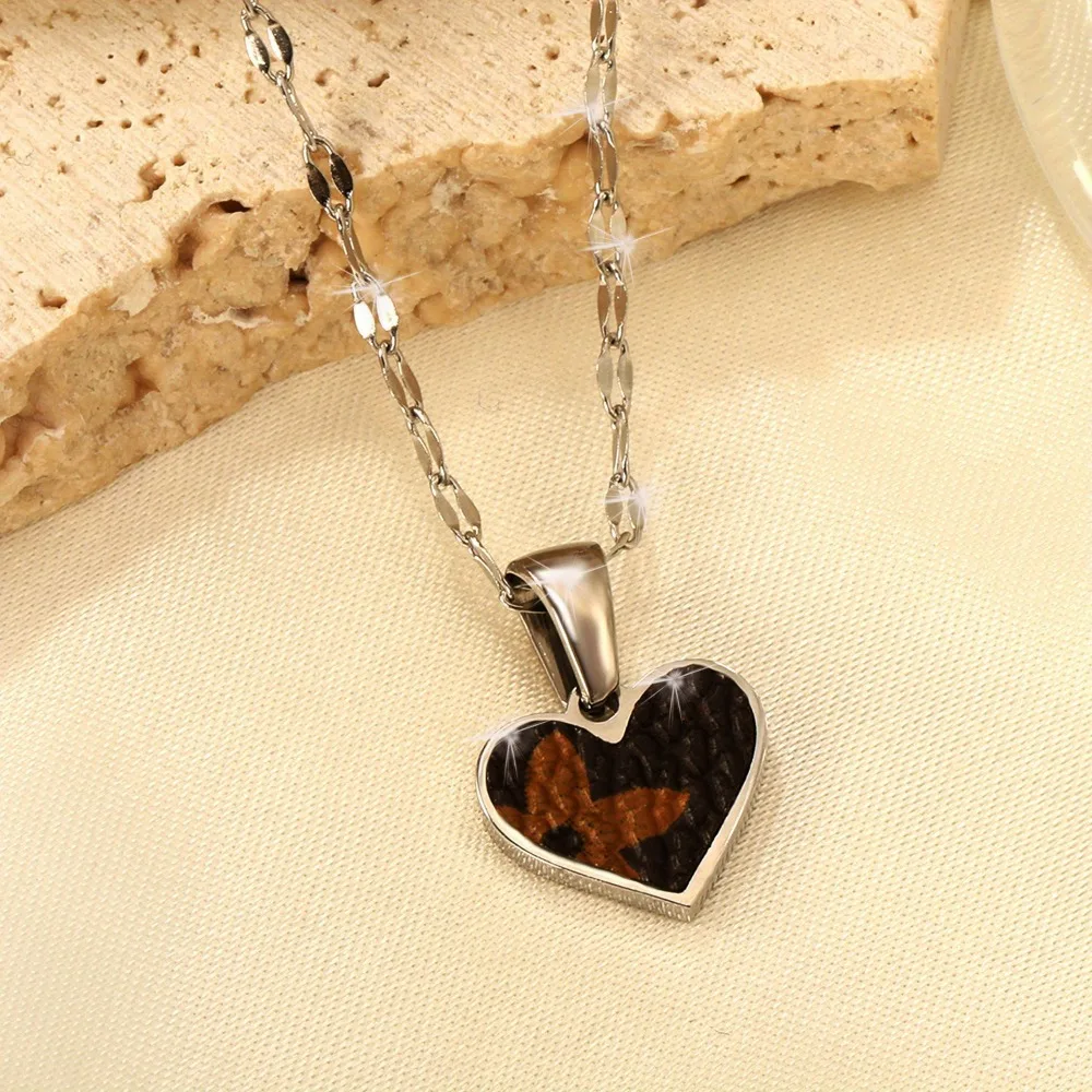Vintage Monogram Heart Pendant Necklace Stainless Steel Non Tarnish Women's Daily Statement Jewelry