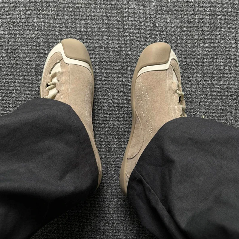 Men's Hiking Shoes & Casual Footwear Comfortable and versatile unisex outdoor walking shoes, suitable for both men and women.