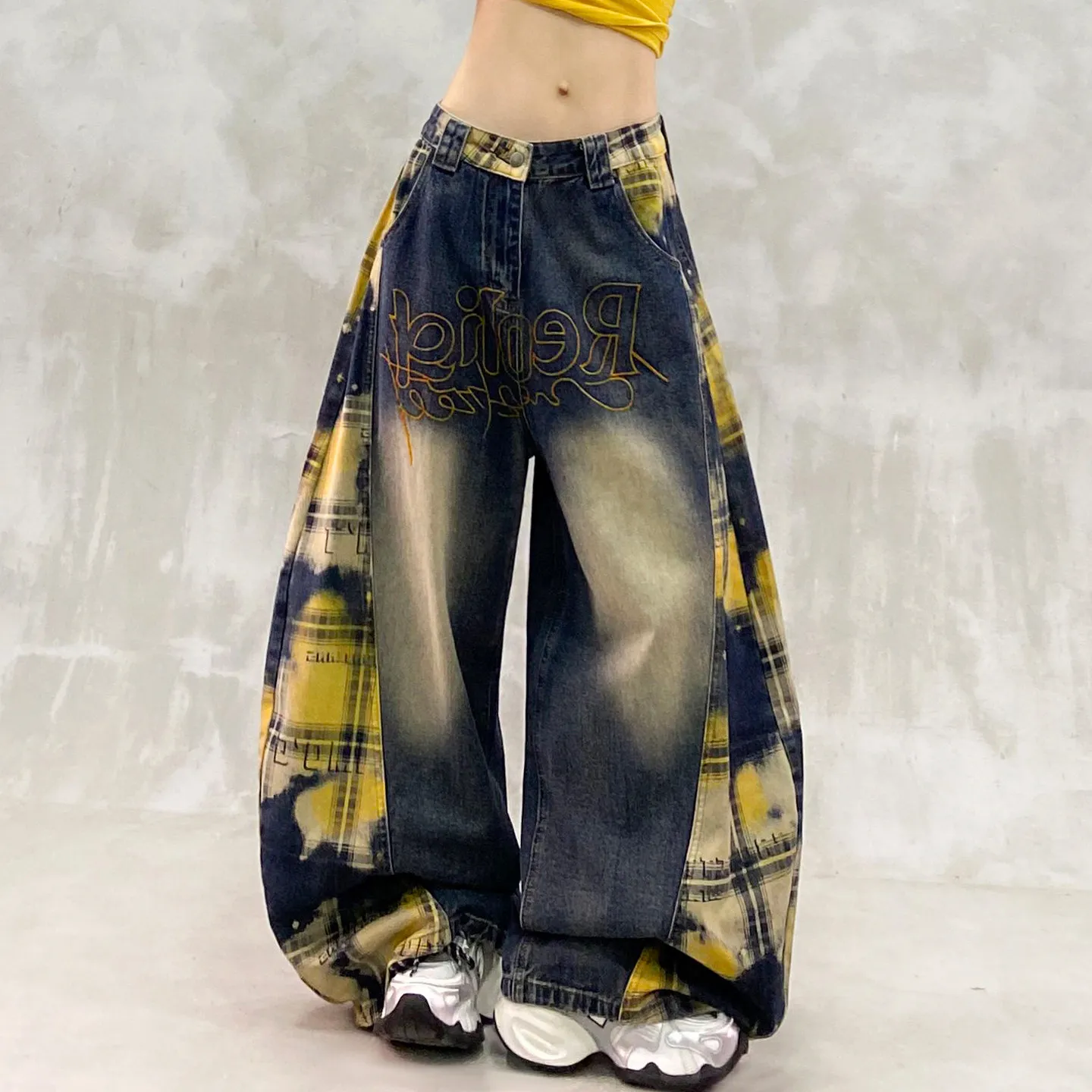 Side Panel Barrel Jeans Womens High Waisted Denim Pants with Draped Curved Legs and Loose Fit for Relaxed Autumn City Looks