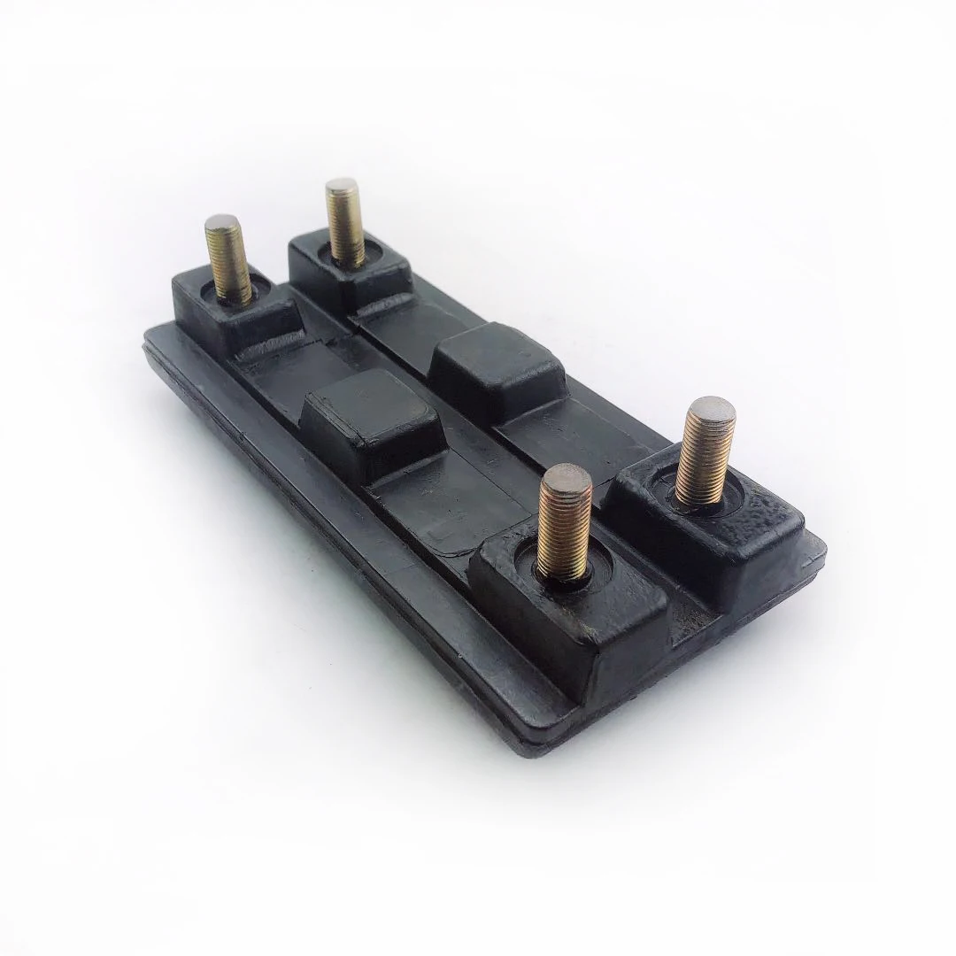 

2411111 2102696 W120F W1000F W1900 W200 Milling Machine 260mm Rubber Track Pads