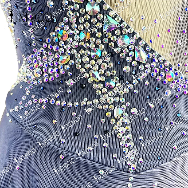 Adult Kids Ice Figure Skating Dress Rhinestone Crystal Long Sleeve Performance Wear Girls Competition Practice Skating Clothes