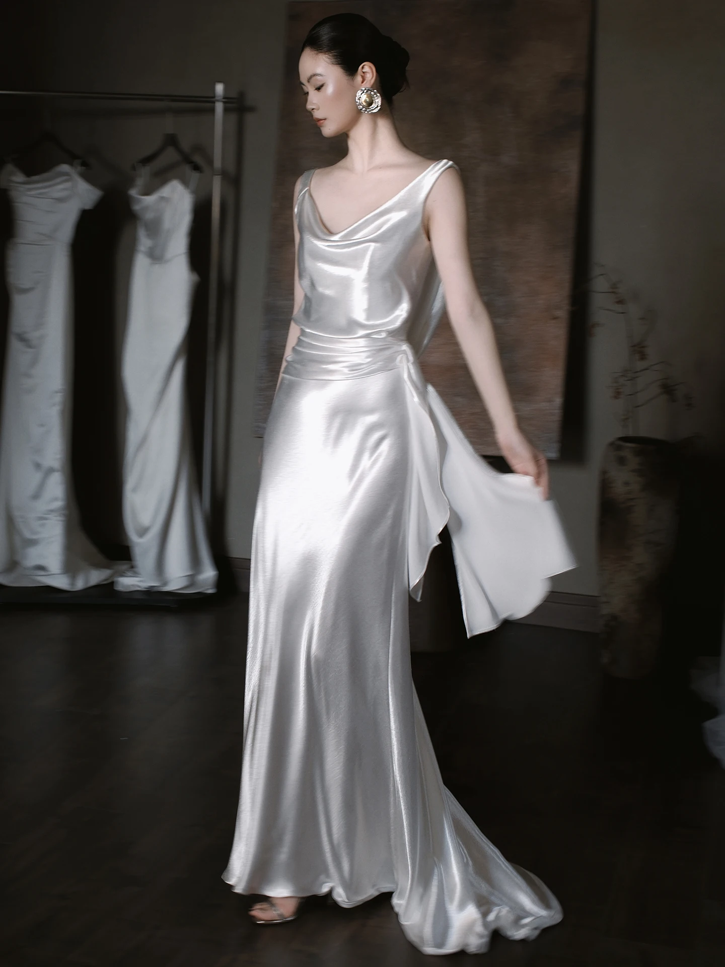 

Элегантное легкое свадебное платье из атласа с поясом в винтажном стиле Хепберн для церемонии и свадебного приема