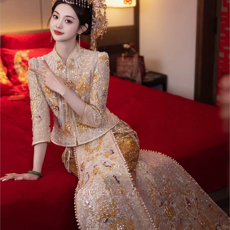 Champagne gold dress new Chinese Phoenix crown Xipei tail