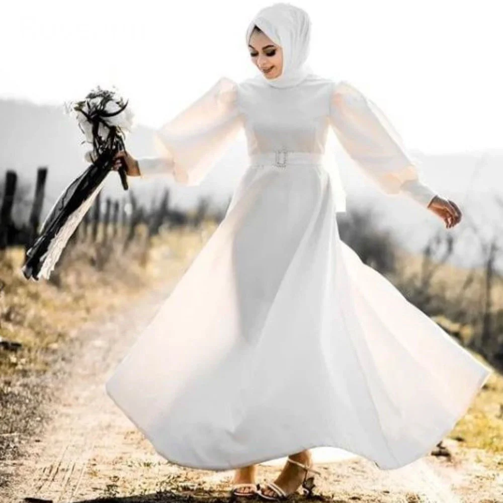 Muslim Exquisite High Collar A-line Wedding Dresses Vertically Satin Belt Bride Dresses Draped Pleat Floor Length robe de mariée