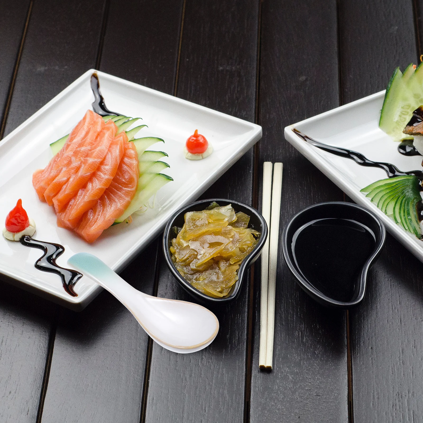 

4Pcs Ceramic Spoons Creative Japanese Tableware Sufficient Quantity Daily Use Exquisite Kitchen Spoon Porridge Spoon