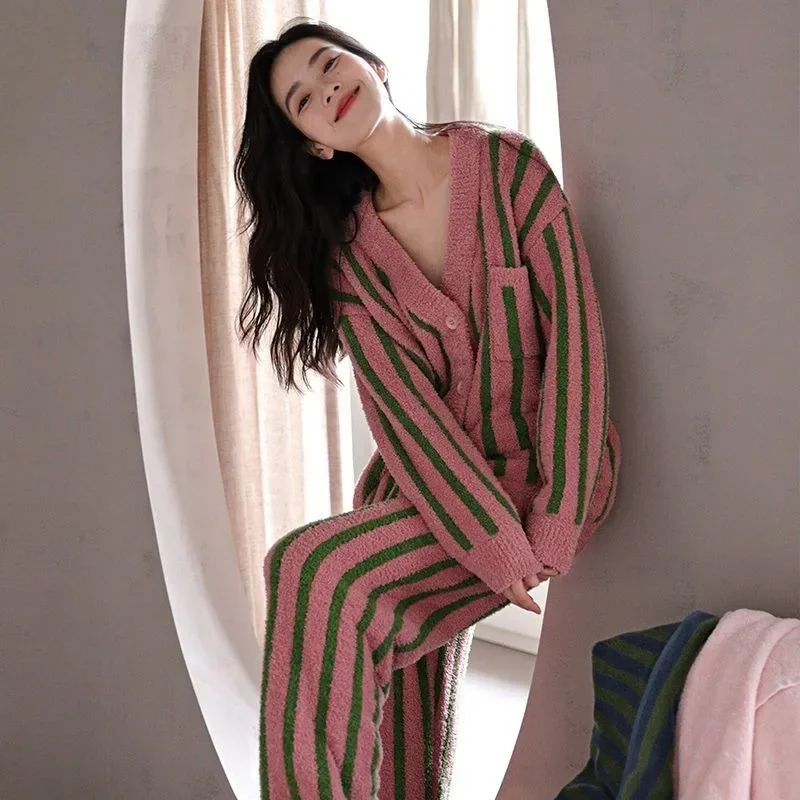 Striped Coral Velvet Pajamas Women Winter Thermal Half Velvet Nightclothes Two-Piece Female Fleece-lined Thicken Loungewear Suit