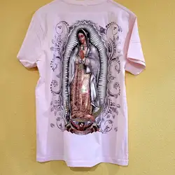 T-shirt Virgen de Guadalupe piccola/media rosa. Top religioso super morbido con stampa grafica glitterata