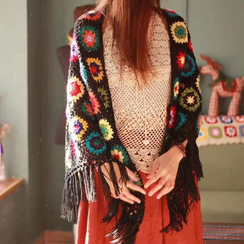 2023 Pure Handmade Retro Mori Girl Mori Arts Fan Knit Hollow Scarf Shawl Original Triangle Scarf Tassel Cape