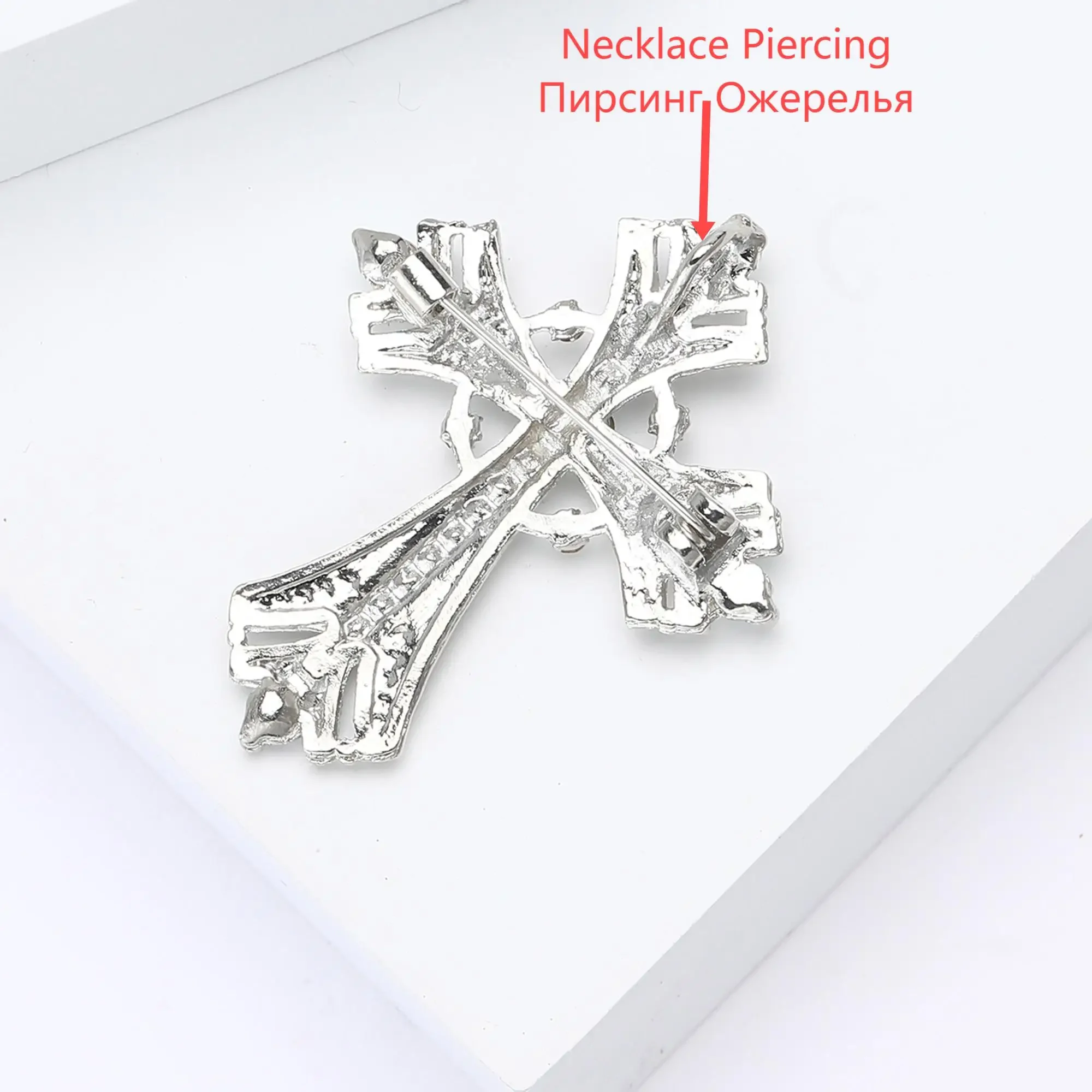 Light Luxury Cross Brooch for Women Unisex Flower Cross Pin Plant Lapel Pin Event Funny Luxury Gifts New Year Friends Decoration