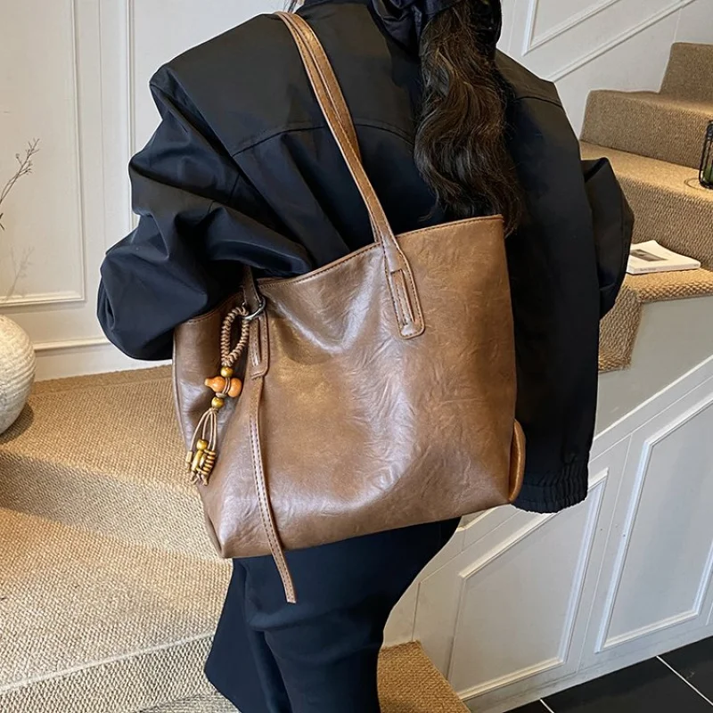 

Superior Women's Crossbody-Bag Made Of Microfiber Leather Featuring Switzerland Casual Vintage Lightweight Daily Look