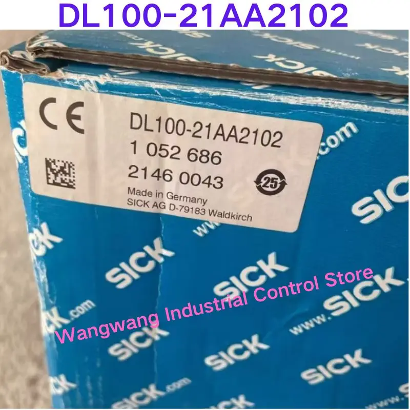 

Brand-new DL100-21AA2102 remote laser rangefinder, order number 1052686