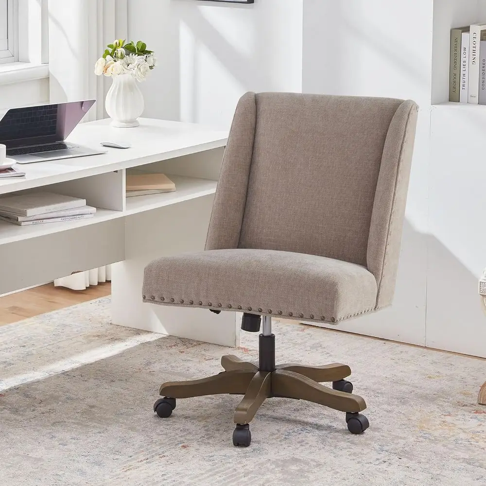 

Коричневое офисное кресло с обивкой, поворотное, с регулируемыми подлокотниками и деревянными ножками, для дома или студии