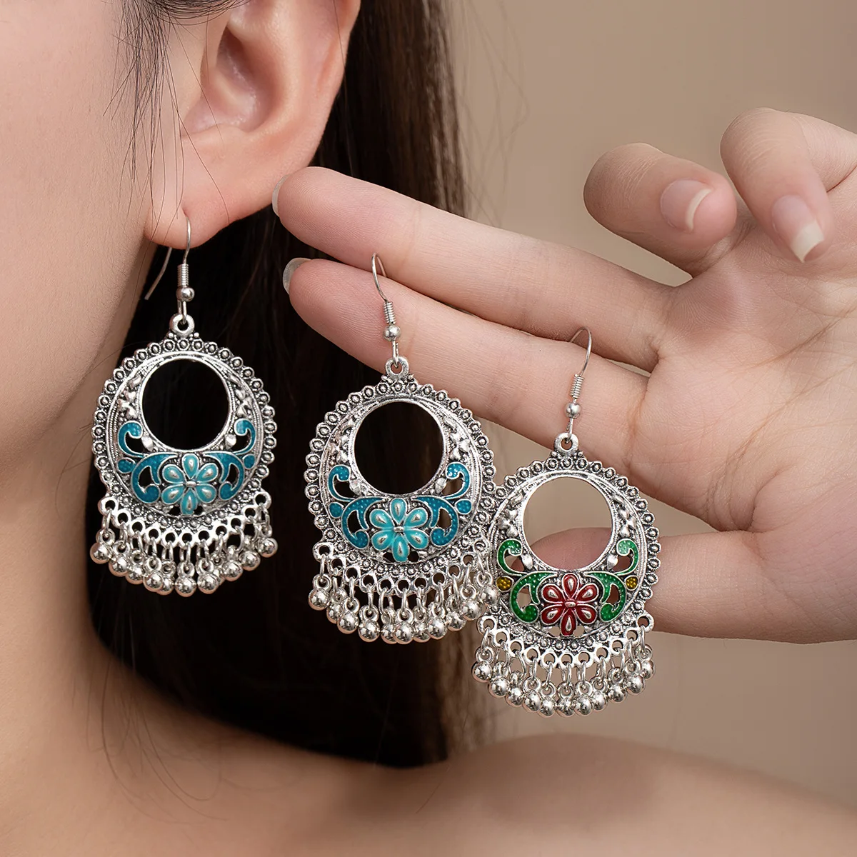 

Bohemian Ethnic Style Earrings Carved Geometric Droplet Circle Drop Earrings Exotic Travel Fashion Earrings Woman Gift