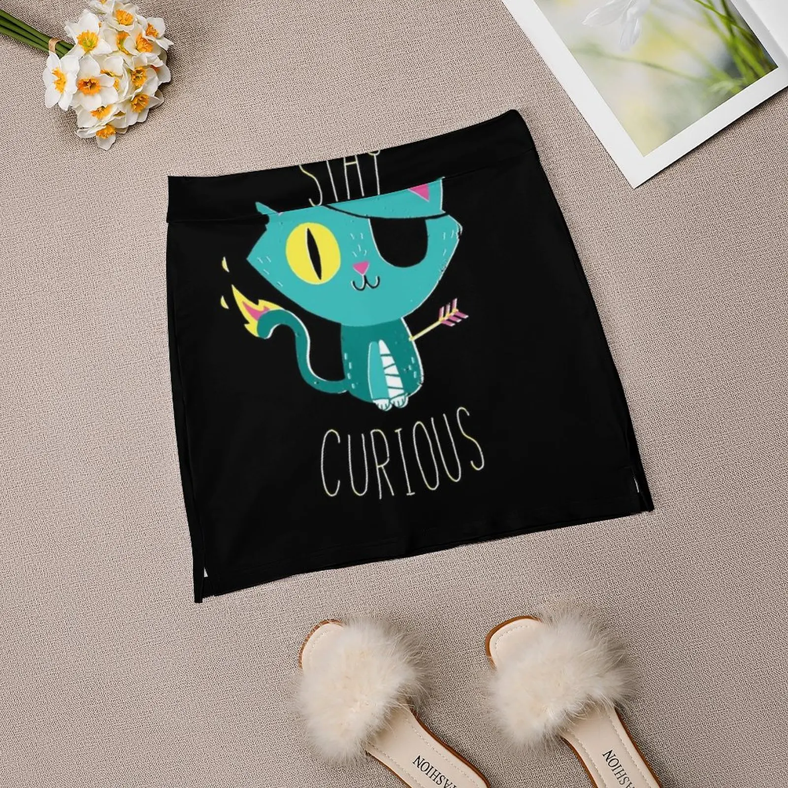 Stay Curious falda de mujer faldas estéticas nueva moda faldas cortas gato Kitty tipo curiosidad tipografía lindo divertido Dinomike