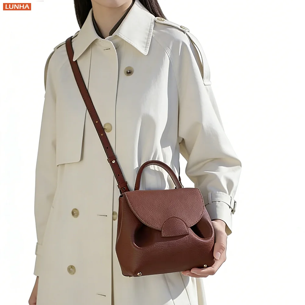 

Women Shoulder Bags Crossbody Doctor Bag Cute Piggy Face Shape Handbag Top Handle Purse for Ladies Daily Commute Luxury Designer