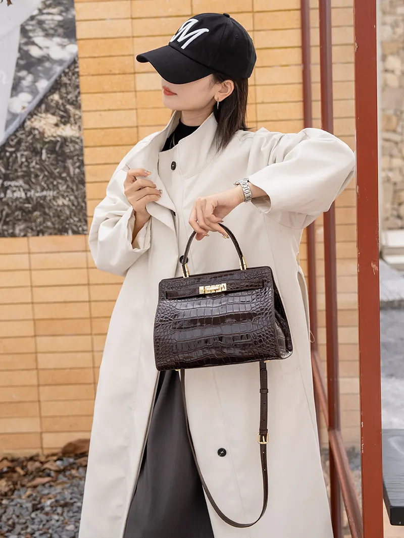 Bolso de mano con estampado de piel de cocodrilo para mujer, de la marca Aidrani, con solapa de cuero genuino, bolso de hombro de diseño para el trabajo, la oficina, fiestas y el uso diario.