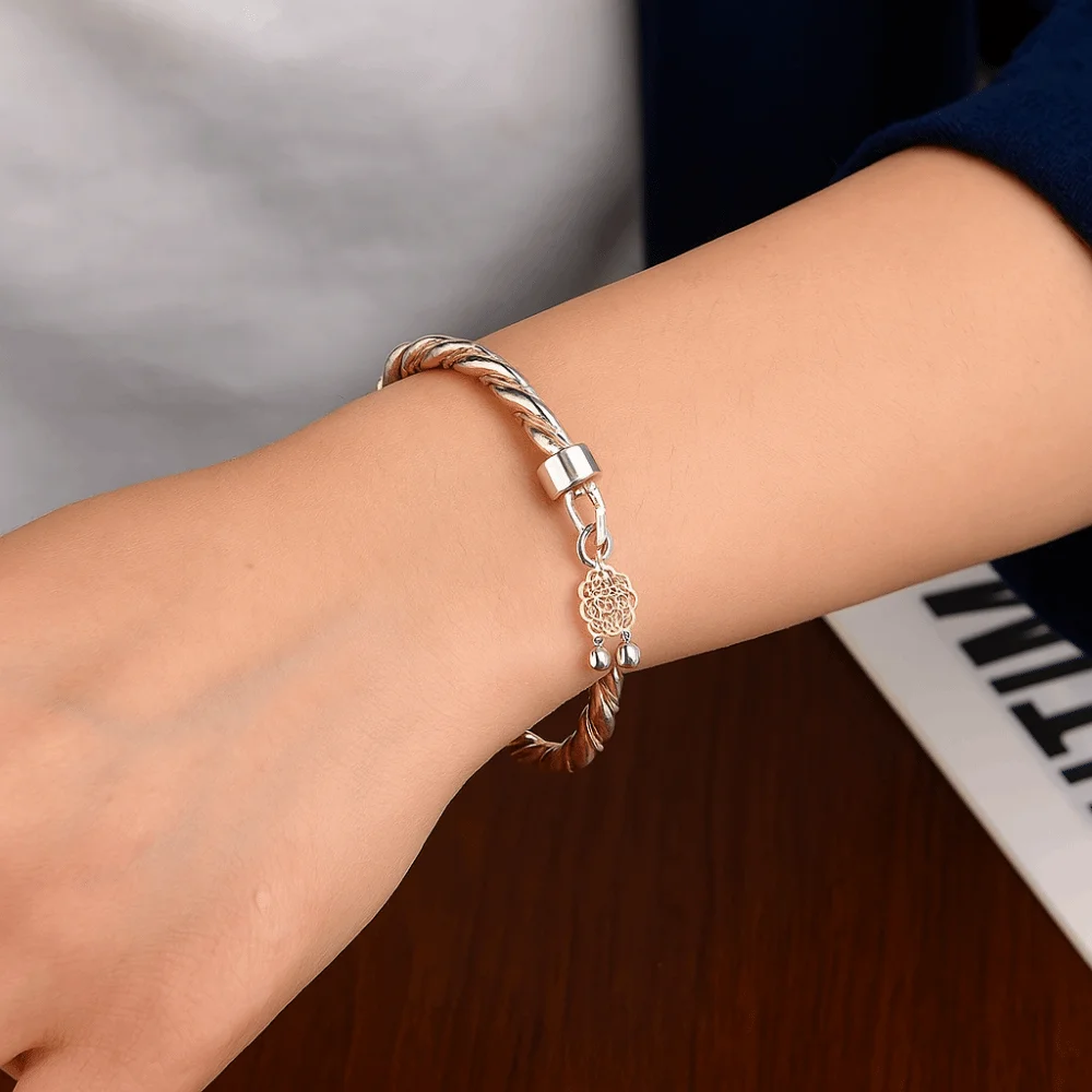 العتيقة النمط الصيني سوار رائعة أنيقة سوار مفتوح النمط التقليدي قابل للتعديل العجين المقلي التقلبات سوار