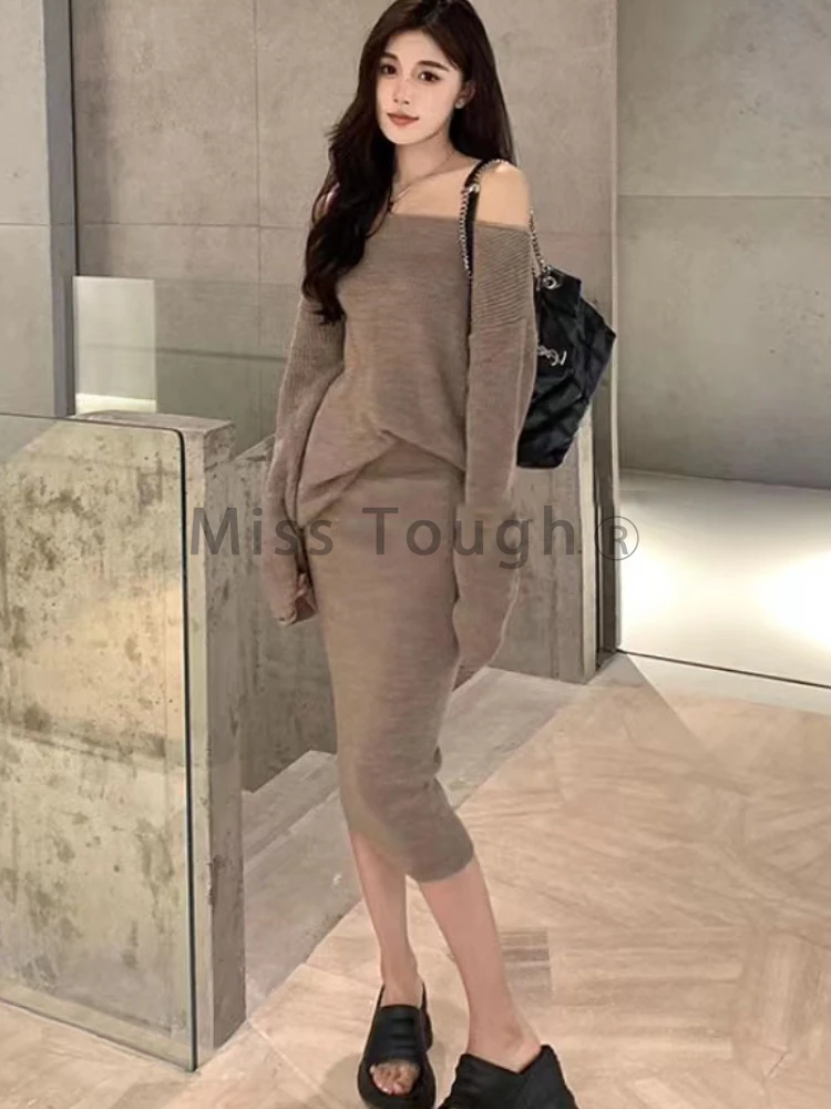 Autunno Sexy Designer lavorato a maglia due pezzi Set donna Off spalla Y2k Vintage minigonna vestito femminile moda coreana Casual Set 2023