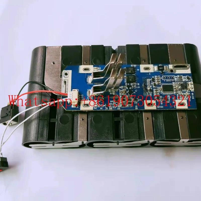 

Vacuum cleaner V6/DC58/DC62 battery protection board shell nesting