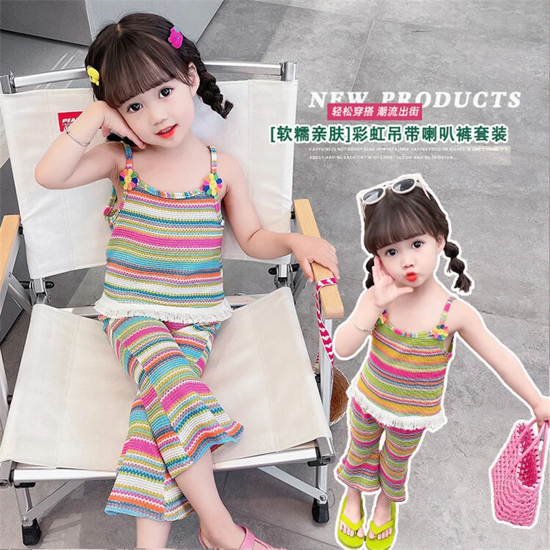 Girls 'Colorful Striped Sling Sets, Crianças Tendências Roupas, Baby Cool Tops, Calças Flared, Terno de moda infantil, Verão, Novo, 2pcs, 2024