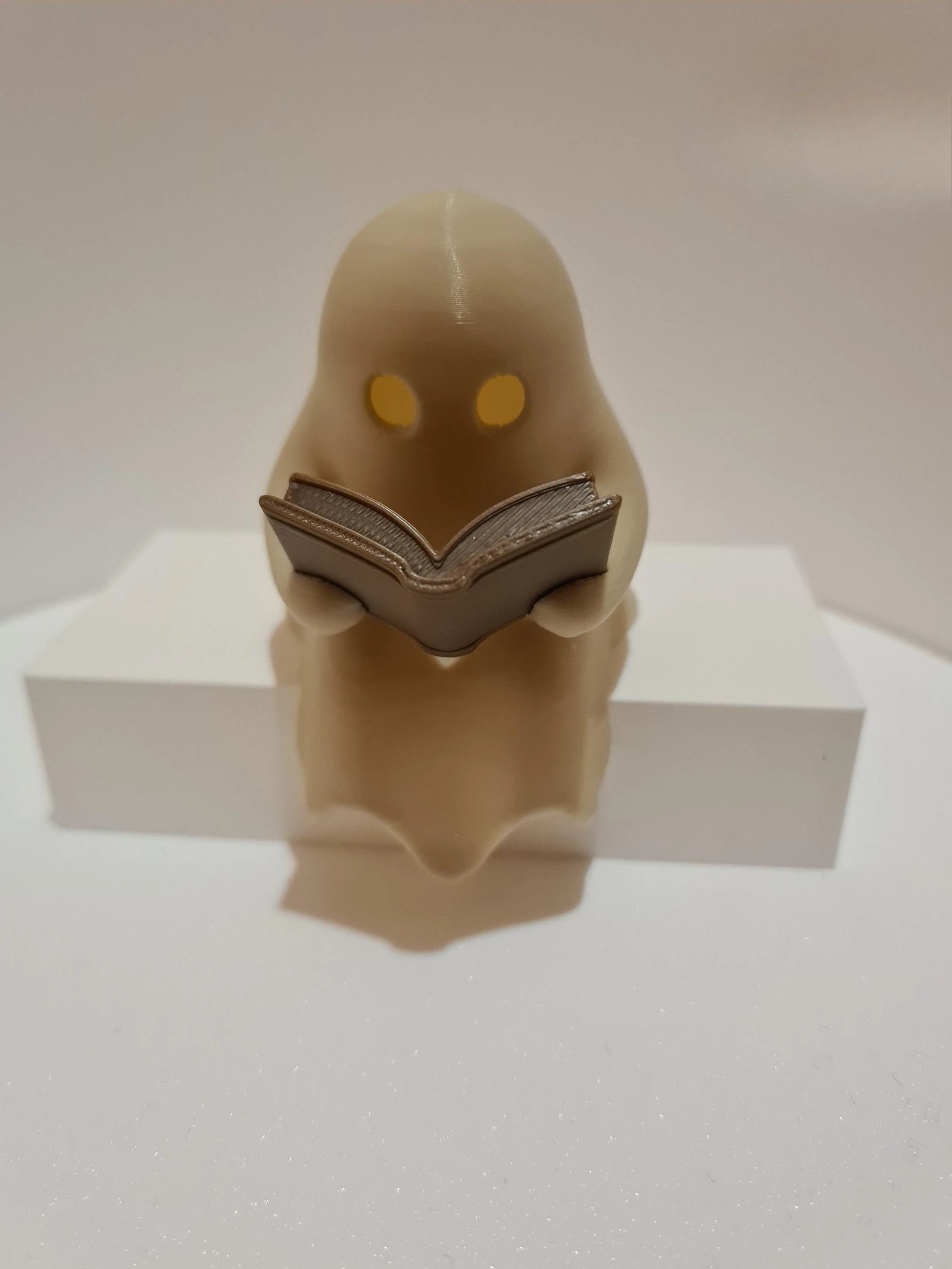 Halloween Party Decoration Favors Cute Little Ghost Sitting on A Shelf Reading A Book with Flickering Ornament Gift Spooky Idea view 5
