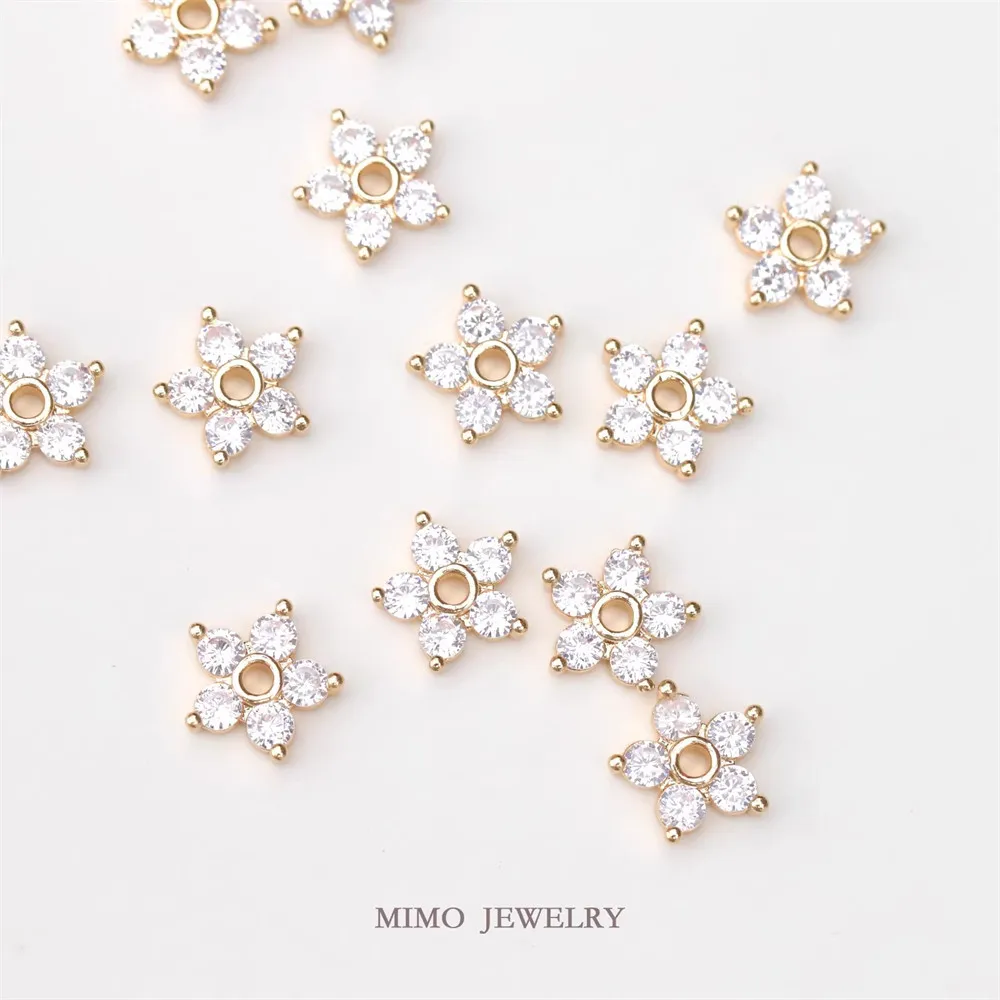 

1PCS Copper Plated Gold Slightly Inlaid with Exquisite Mid-hole Zircon Small Flower Pendant Beads DIY Handcrafted Accessories