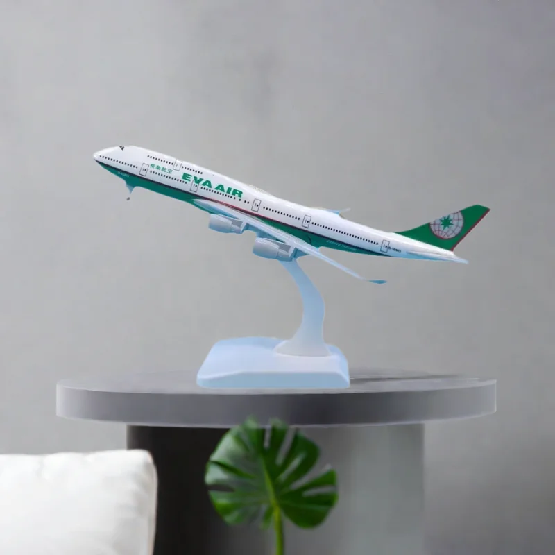 

B747 Eva Air Diecast Metal Aircraft Model Alloy Plane With Stand And Landing Gear Collectible Aviation Display For Enthusiasts