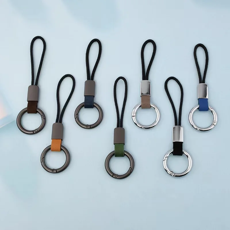 Trendy Unisex Leather Rope Keychain Black Silver Color Metal Key Ring Couple Keyfob Llavero Key Holder Decorative Car Pendant