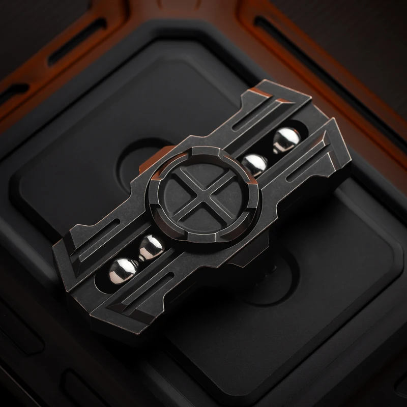 MACKIE EDC 聖剣 2 ページ機械式金属回転ブラックテクノロジーフィジェットスピナー減圧デスクトップおもちゃ