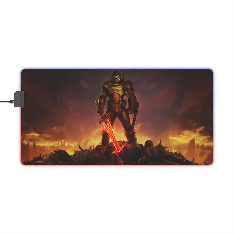 لوحة ماوس الألعاب DOOM: حصيرة مكتب LED RGB، هدية للاعبين #6