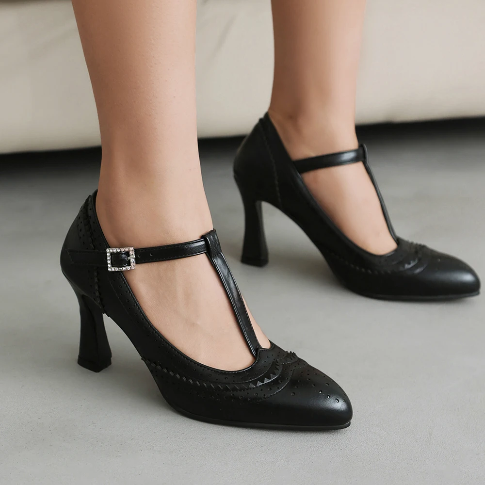 Vintage Ladies T Straps Mary Jane Shoes Thin Heels Pumps Retro Pointed toe High Heels Spring Autumn Brogue Shoe Female Stilettos