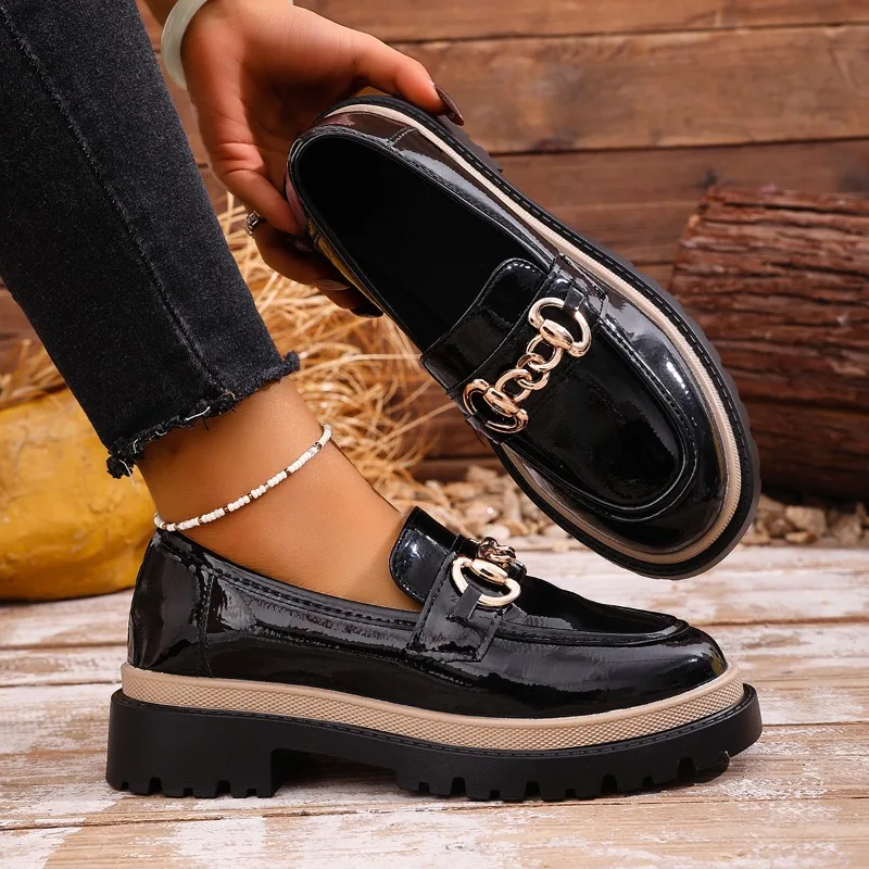 2025 Fashionable Versatile Ladies Shoes Spring Autumn Lightweight Comfortable Chunky Heel Flats Round Toe Leather