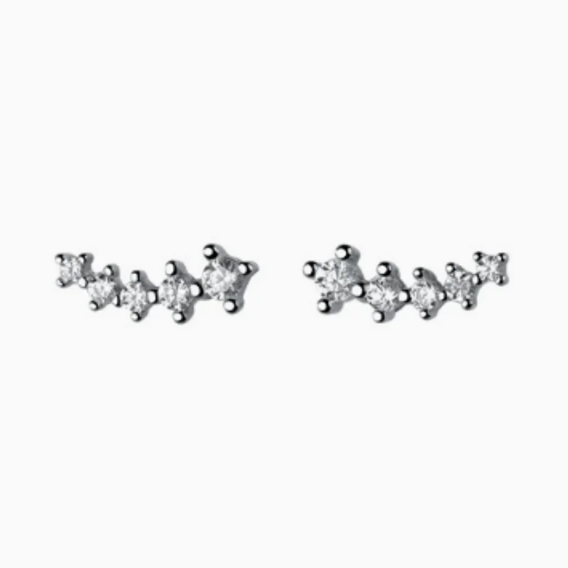 Fresh and simple curved diamond studded sweet ear studs with a fashionable and horse eye shaped zircon versatile jewelry design