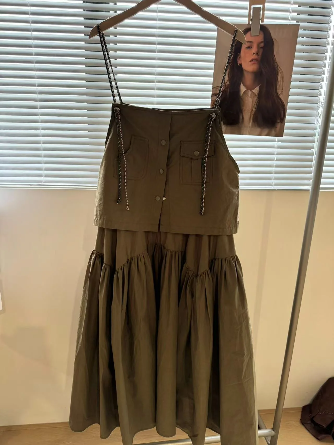 

Vintage Spliced Dr Women's Summer Casual Loose Fit A-Line Gown with Strap Two-Piece Set Fake Two-Piece Design