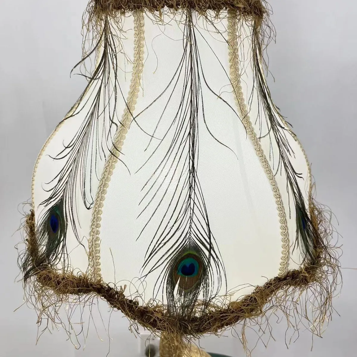 French peacock table lamp, European all-copper retro art bedroom lamp