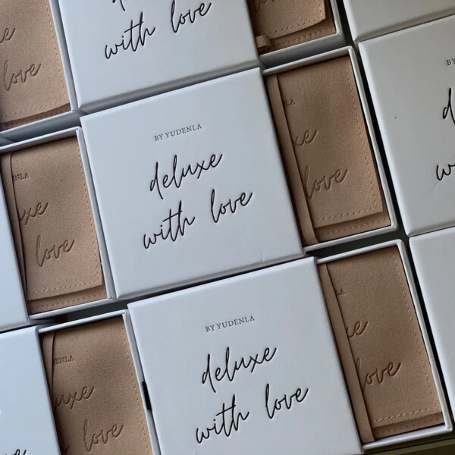 

20 шт. коробка для упаковки ювелирных изделий и набор мешочек, коробки и мешочки для ювелирных изделий на заказ с логотипом оптом