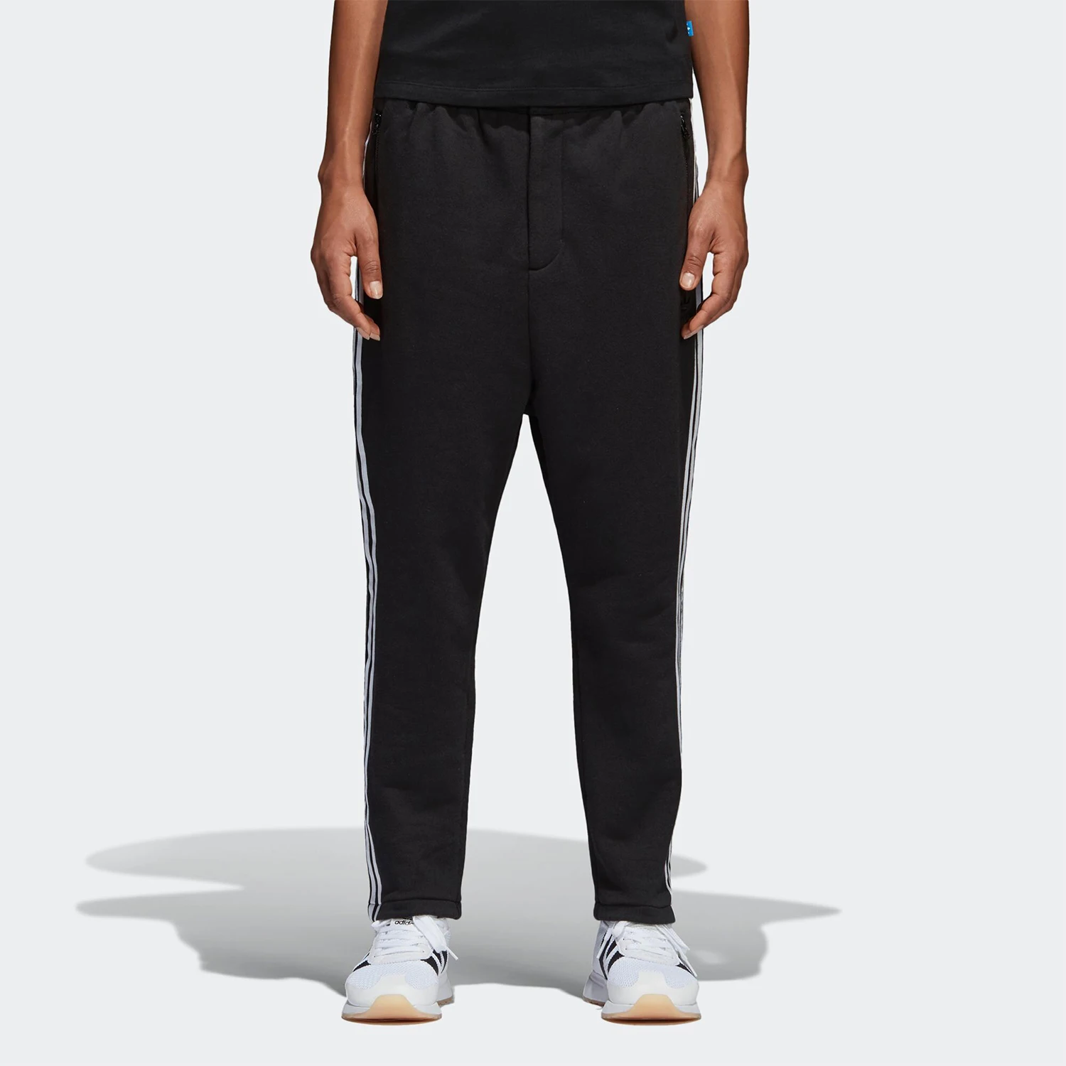 

Adidas genuine Current Season Originals Women's Casual Sports Pants CE1675
