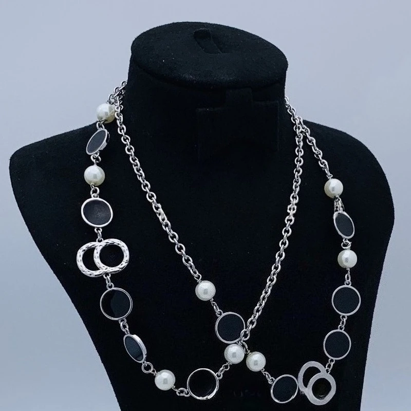 

2025 Nwe Necklace Sweet Romantic Pendant Perfect for Everyday Wear Gifts