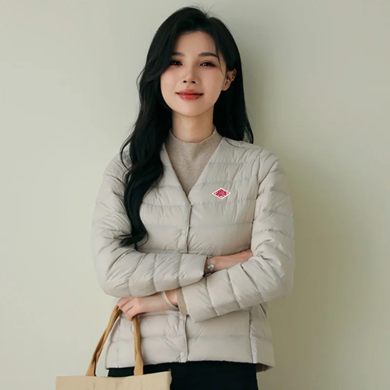 Japan Soft Lightweight Portable Solid Zip-up Hood Down Female Fashion Slim Jacket Outerwear Women Autumn and Winter Warm