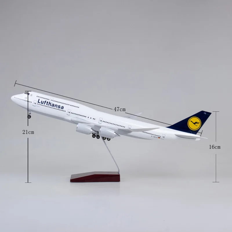Resin Plastic Model Plane B747 Lufthansa Airlines 747 47CM 1/150 Scale Model Airplane W Light and Wheel For Table decoration and