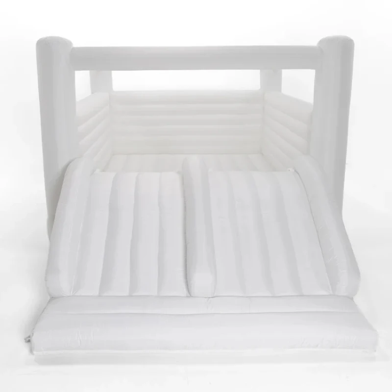 Parco giochi castello gonfiabile bianco a doppio scivolo per feste per bambini con ventilatore, adatto per matrimoni, parco giochi gonfiabile perfetto