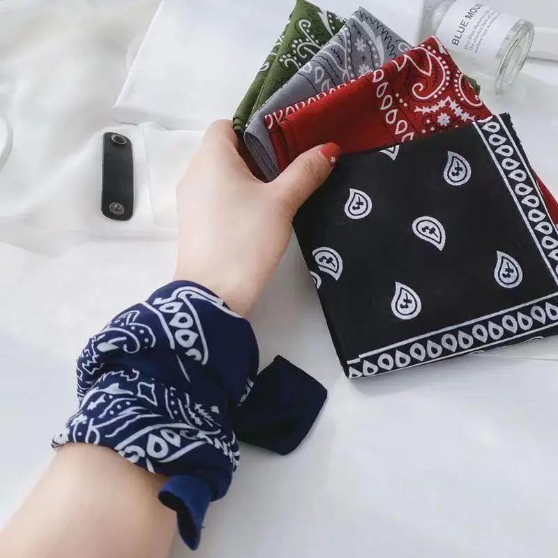 

Versatile Cotton Linen Scarf Hip Hop Street Dance Print Unisex Wrap Headscarf for Scarfing And Outdoor Activities