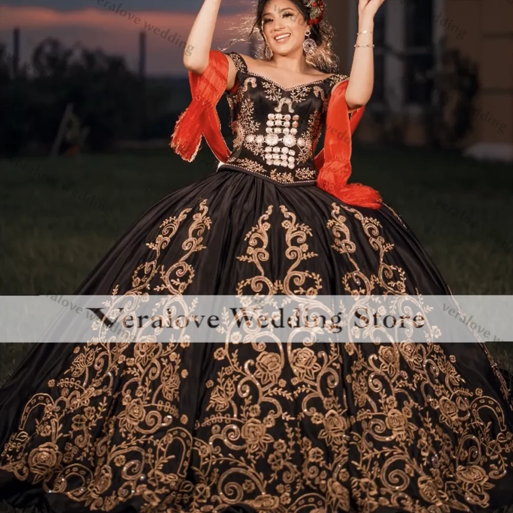 Black Quinceanera Dresses Floral Applique Off the Shoulder Sweet 16 XV vestidos de 15 años Mexican Prom Party Wear