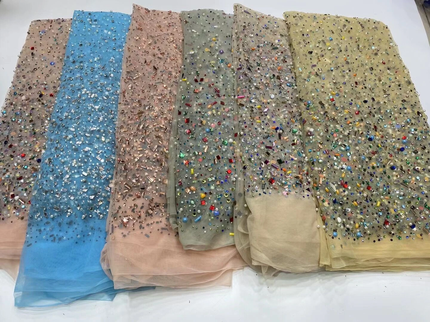 

НОВИНКА 2026: Высококачественная африканская нигерийская тюлевая кружевная ткань с вышивкой, для праздничных платьев, с пайетками, французский гипюр, для шитья, 5 ярдов